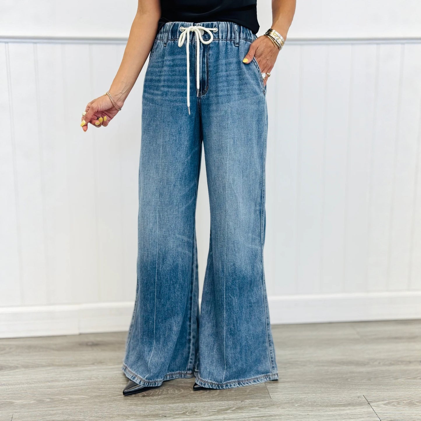 High-Waist Flared Jeans