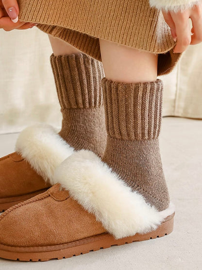 Cozy Solid Mid-Calf Socks